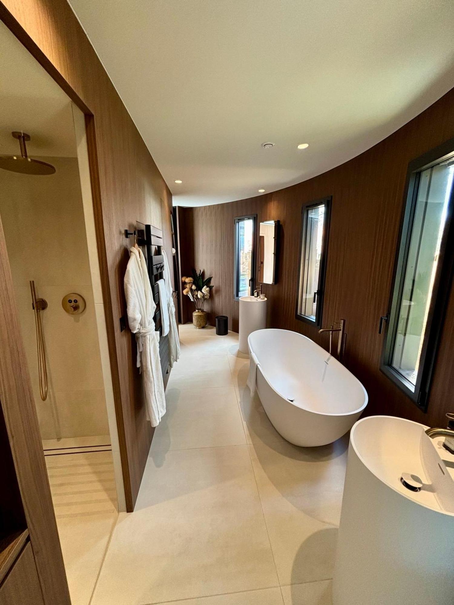 Maison Zugno Hotel & Spa Barretaine Стая снимка