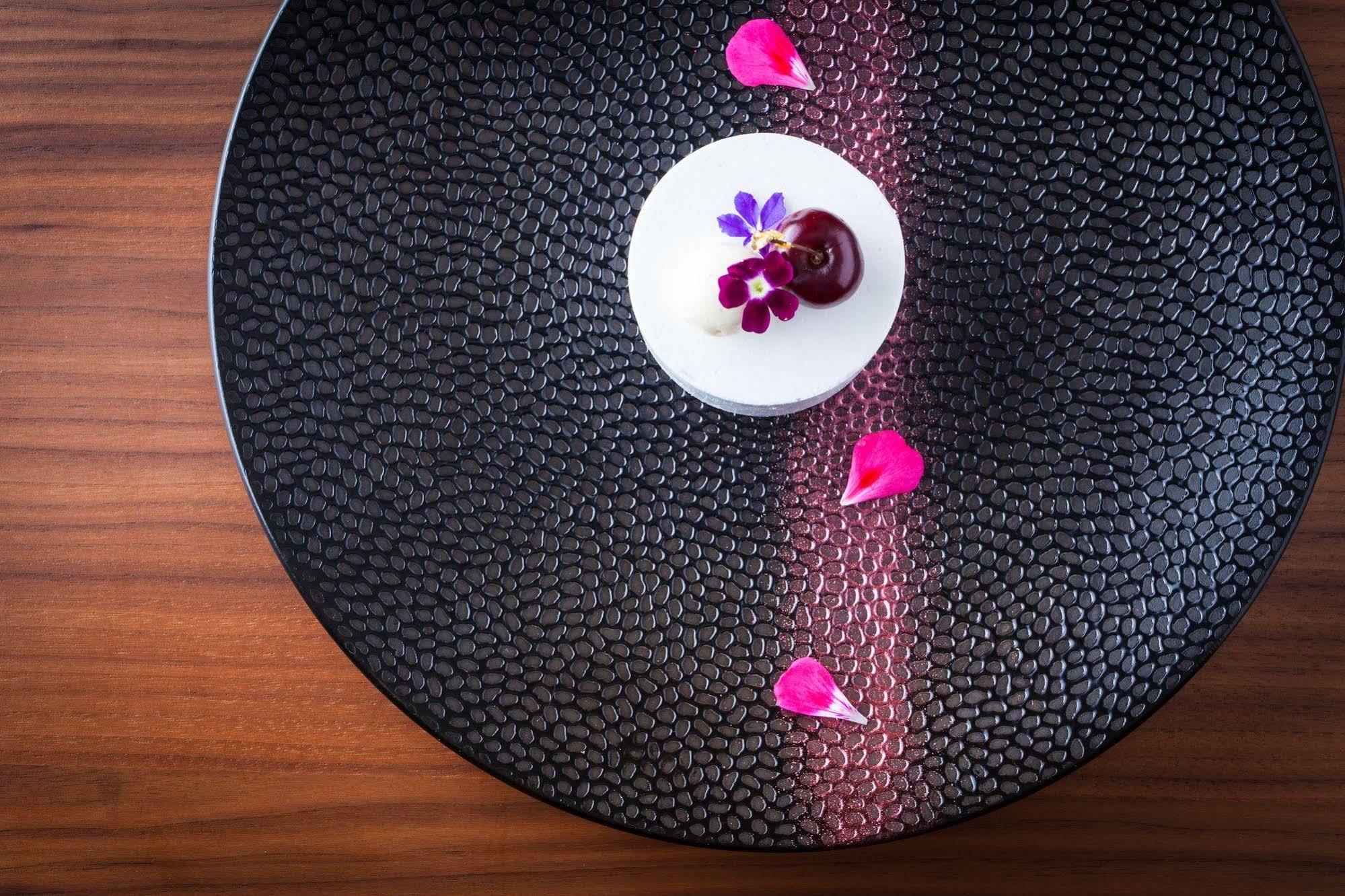 Maison Zugno Hotel & Spa Barretaine Екстериор снимка